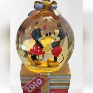 Minnie & Mickey Mouse ❤️ Disney Store Exclusive  Holiday Season Christmas Globe